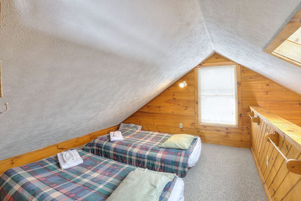 Loft bedroom 3