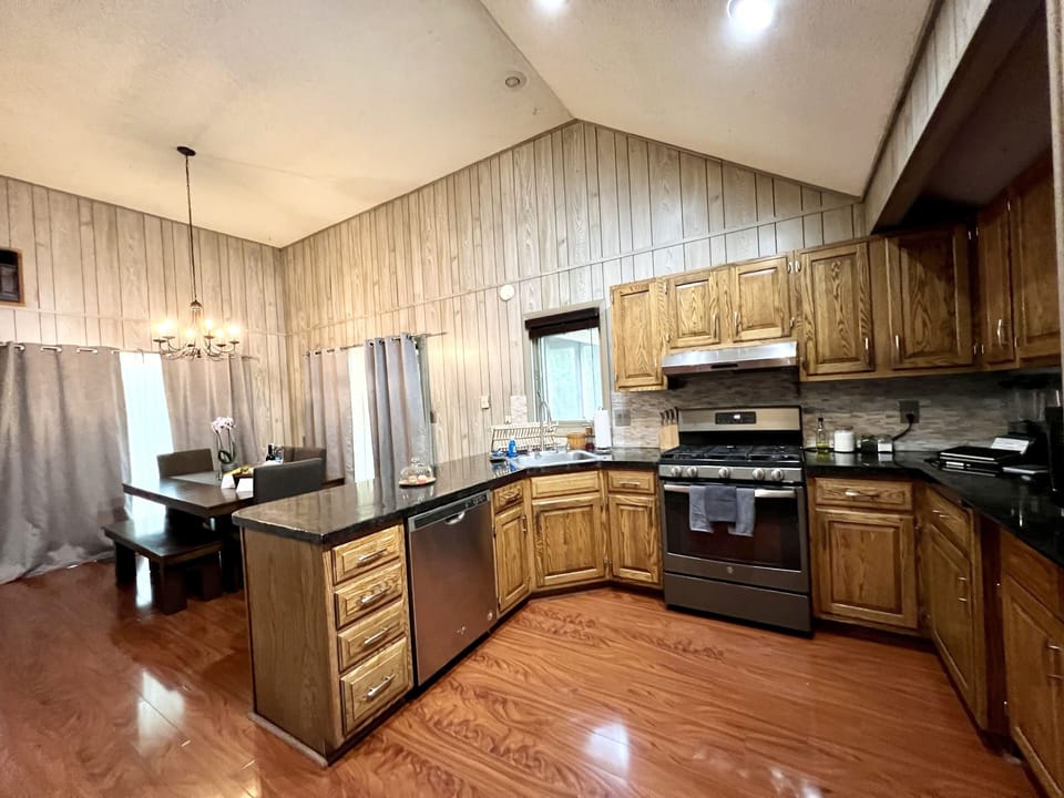 Open kitchen 