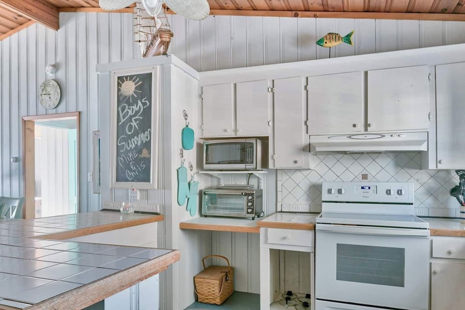 fully equipped kitchen for family meals