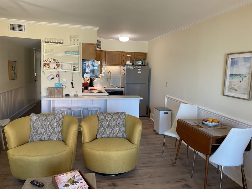 Plenty of comfortable seating and a fully stocked kitchen