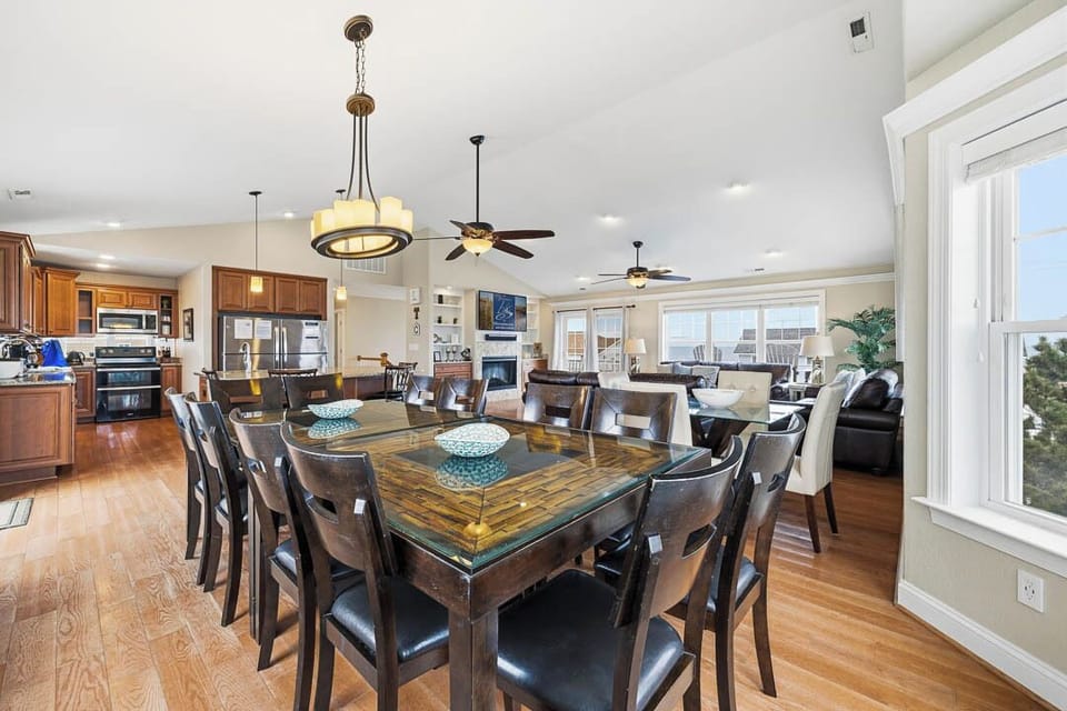 Top-Level Dining Room with Table (seats 12)