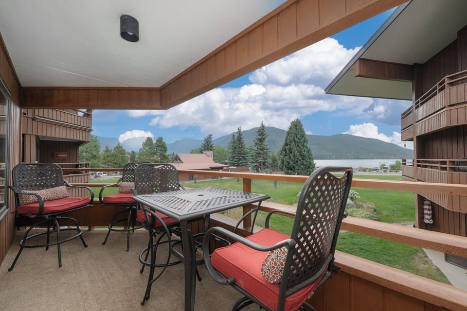 Outdoor Dining with a view