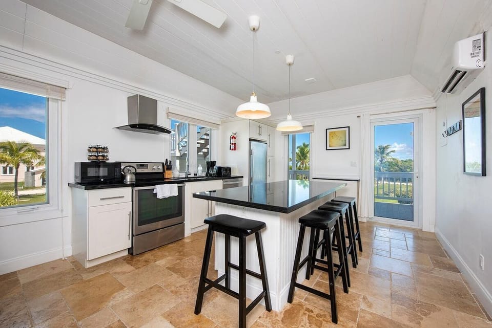 Kitchen with bar seating