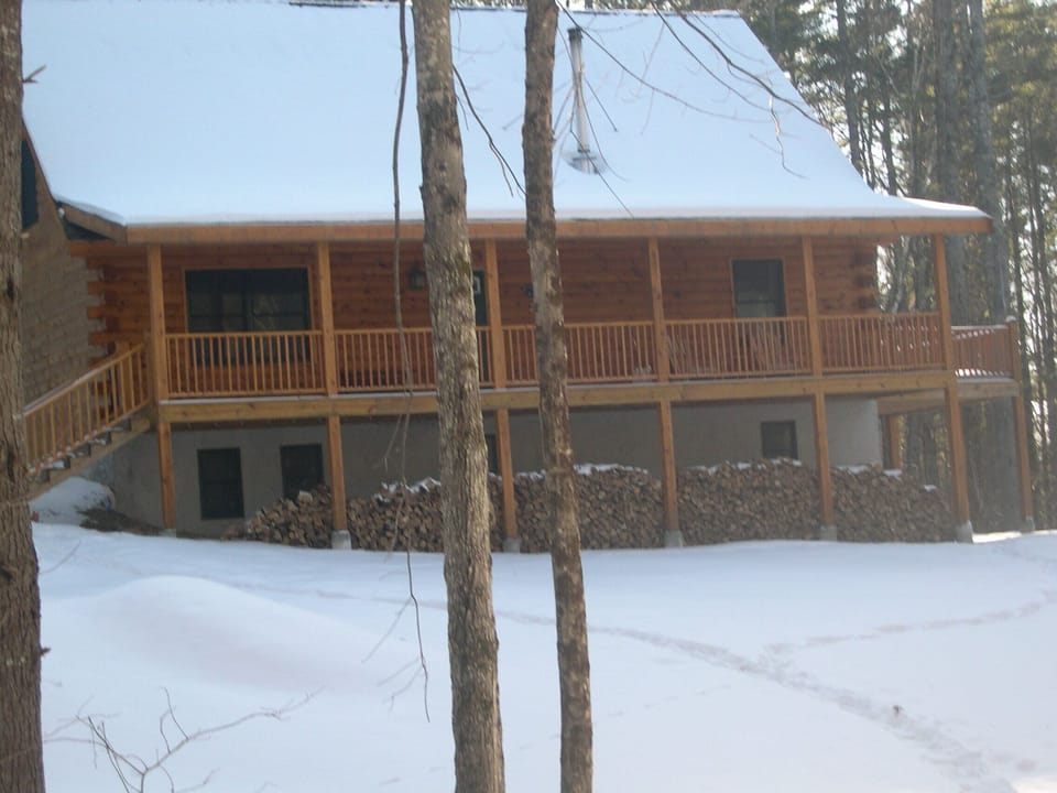 Log Home with Porch and Back Deck 