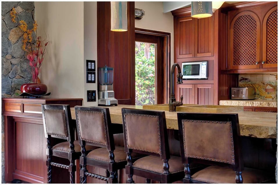 Additional Dining at the Tuscan Prep Counter