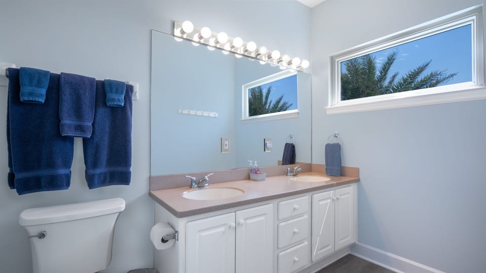 Primary Bedroom En Suite