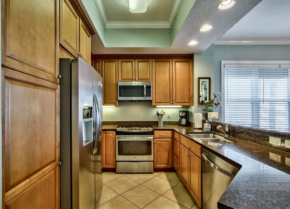 Fully supplied kitchen