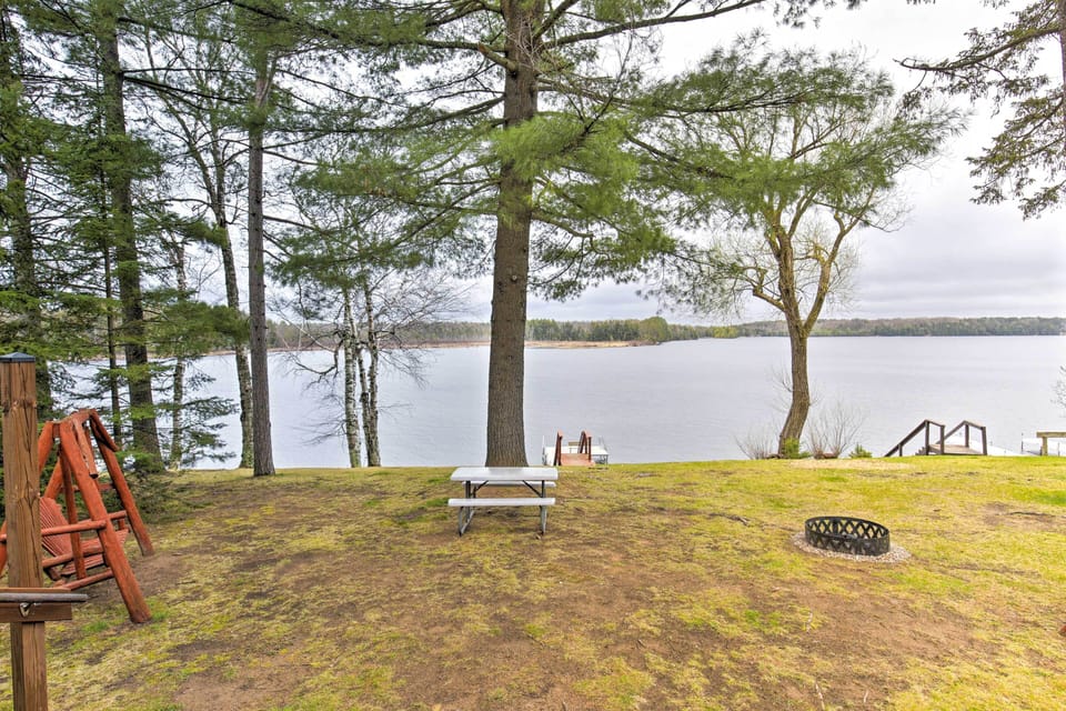 Exterior | Dam Lake Access