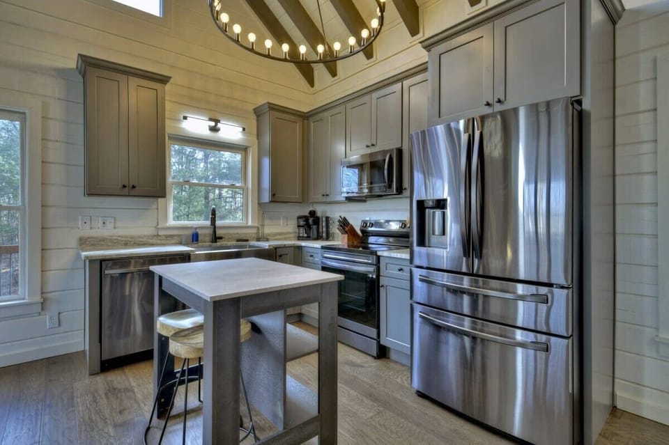 Fully stocked kitchen
