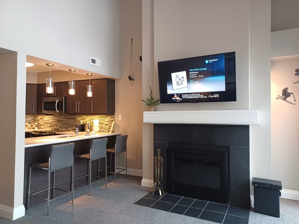 Living room features a 55' LCD TV, free high speed Wi-Fi. 
