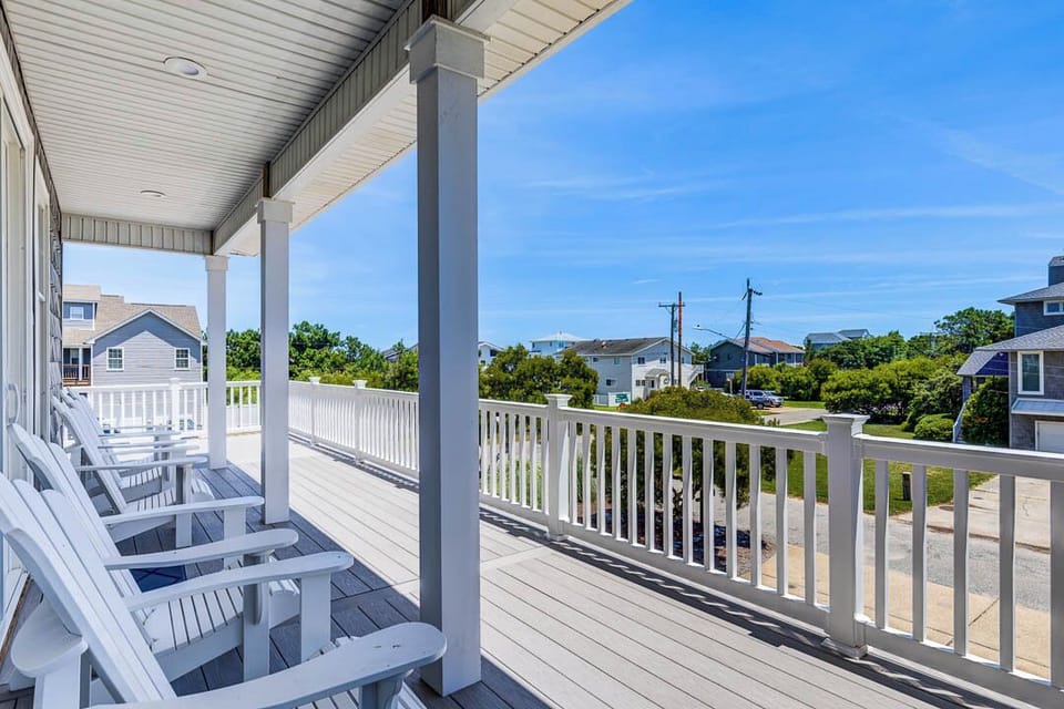 Top-Level Deck with Seating