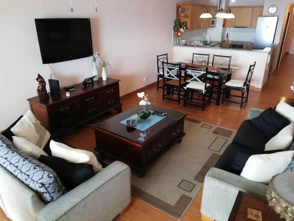 Spacious Liviving & Dining Room
