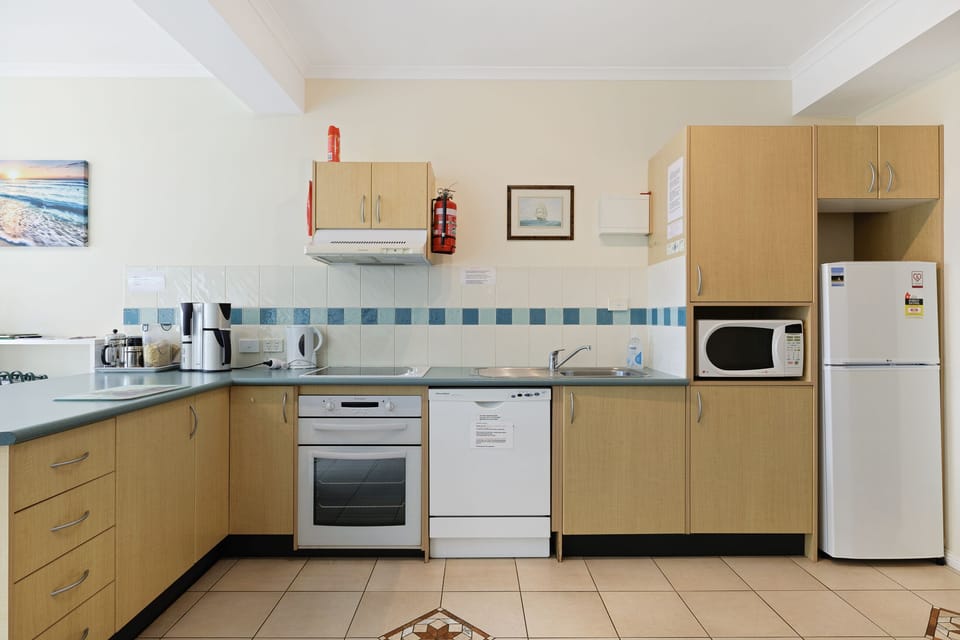Kitche fully equipped