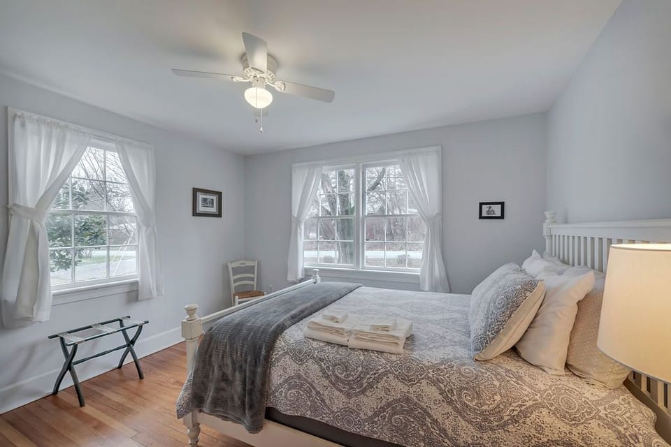Front Bedroom with Queen Bed