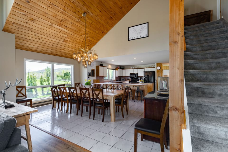 Dining Room | 2nd Floor