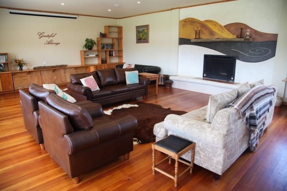 Open Plan ounge and Dining