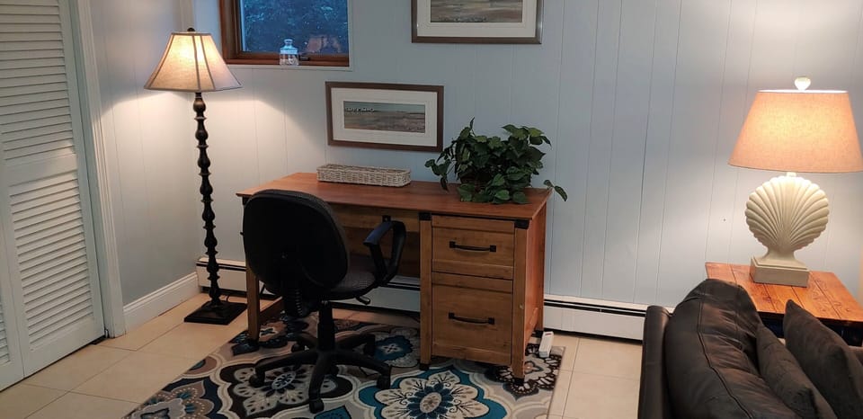 Office area in family room.  Wifi throughout house.
