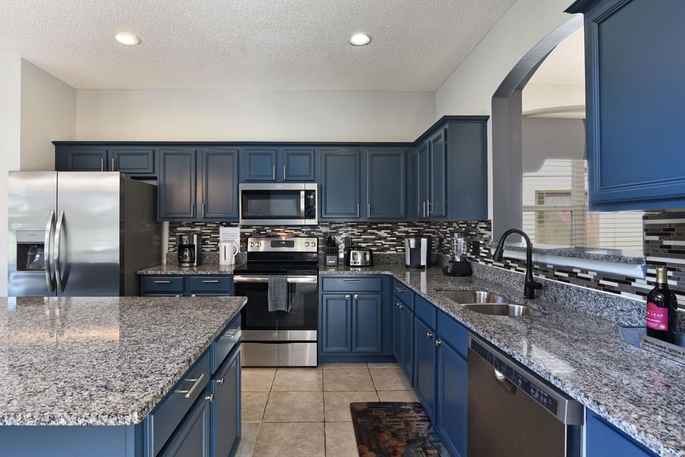 Luxuriously updated kitchen and nook area