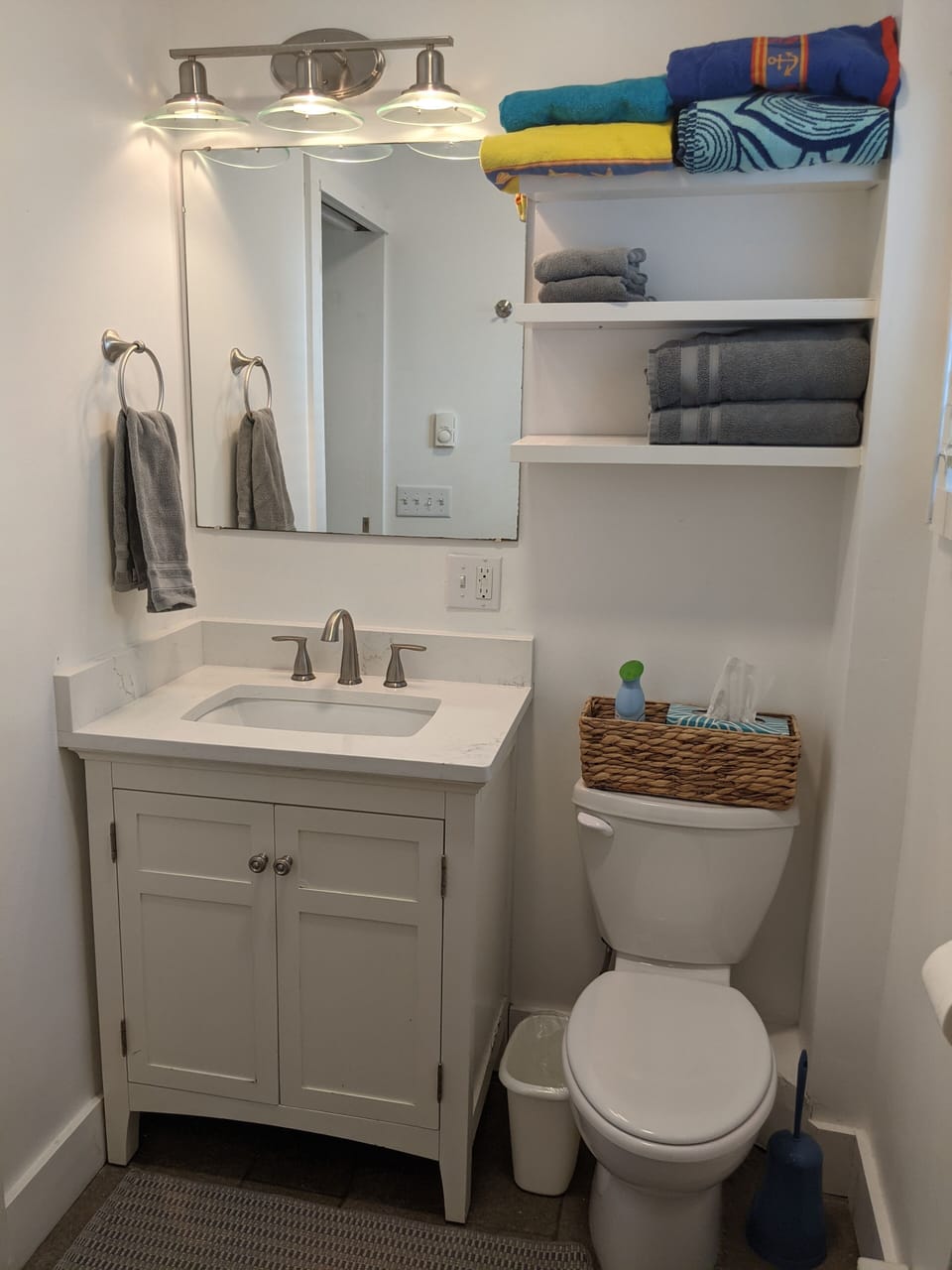 Second bathroom.