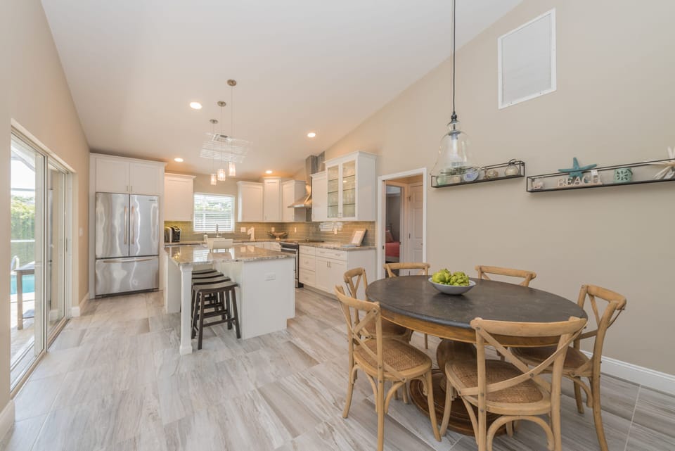 Kitchen and dining area