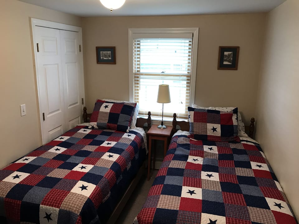 Bedroom 3 - two twins