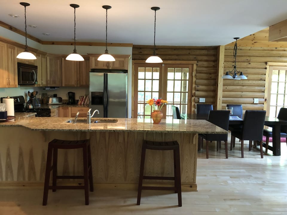 Open Kitchen and Dinning for Family entertaining