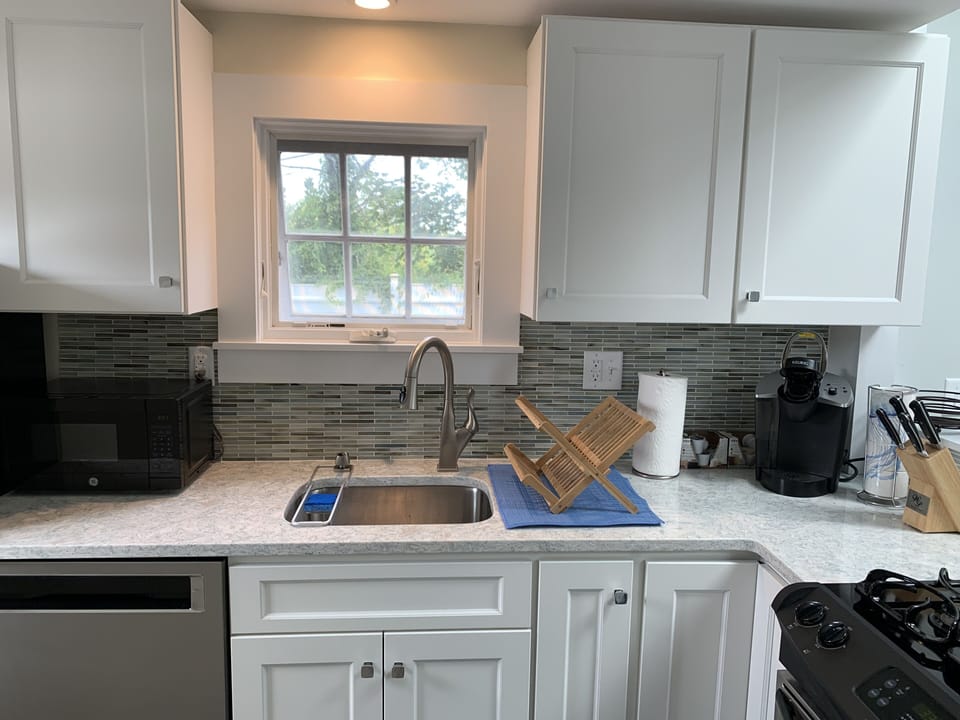 Brand new 2019 finished in July kitchen beautiful.