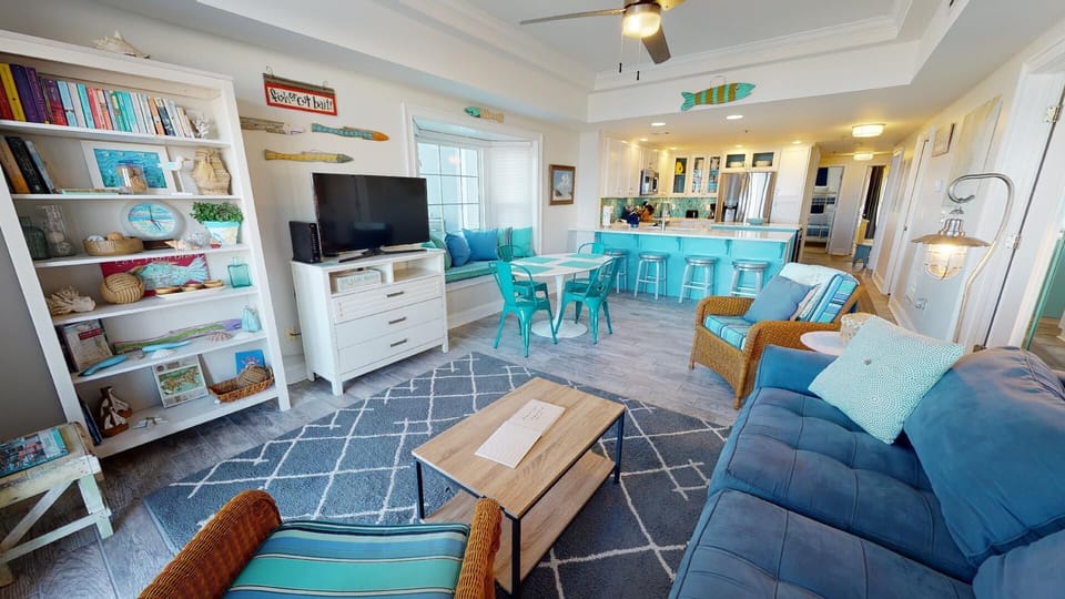 Welcome To Bay View Villas 206!