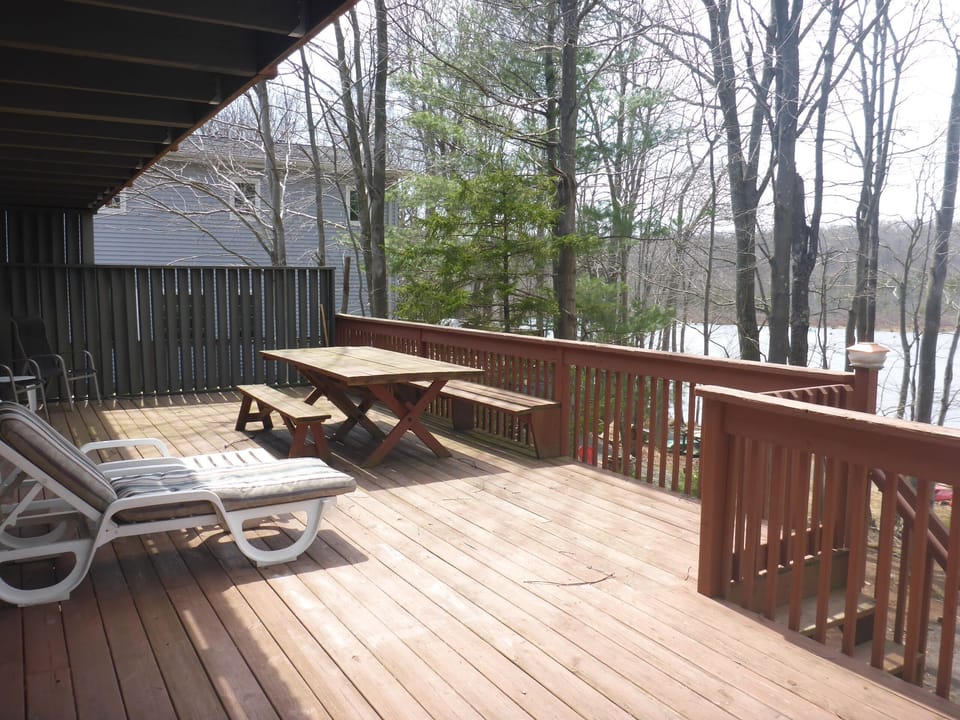 Level One Deck with Griddle/Grill