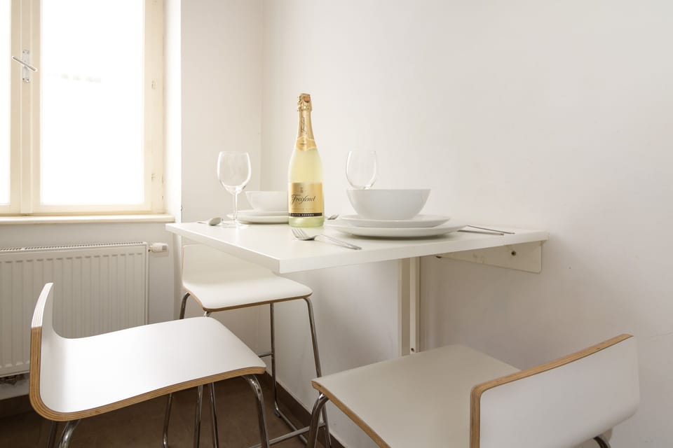Kitchen table