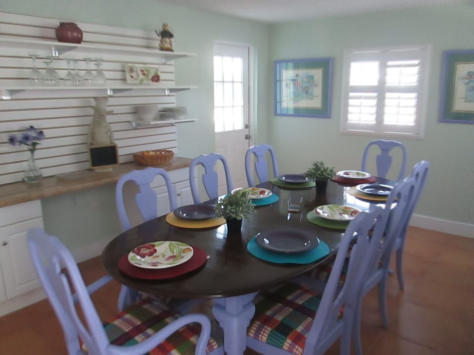 Dining room seats 8