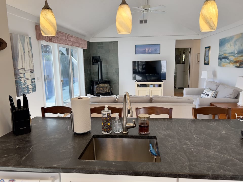 Kitchen counter to living room