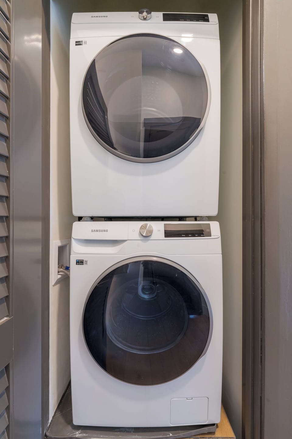 In-unit washer dryer (a rare luxury in River Run) with detergent provided