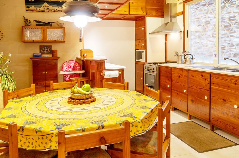 Dining / Kitchen