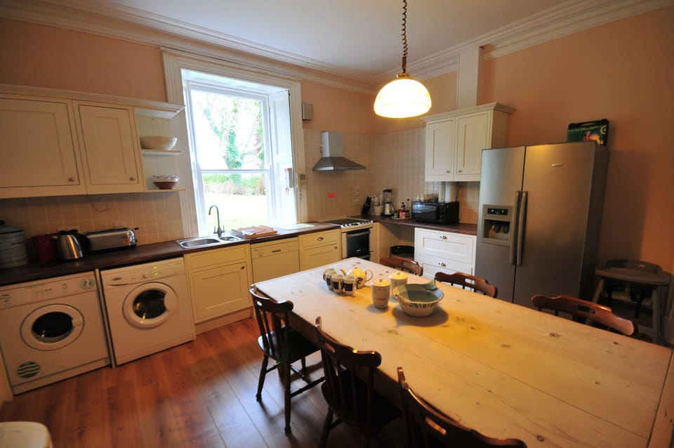 Guest Country Kitchen.