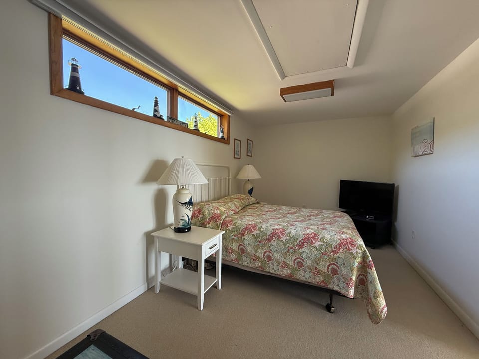 Upstairs bedroom