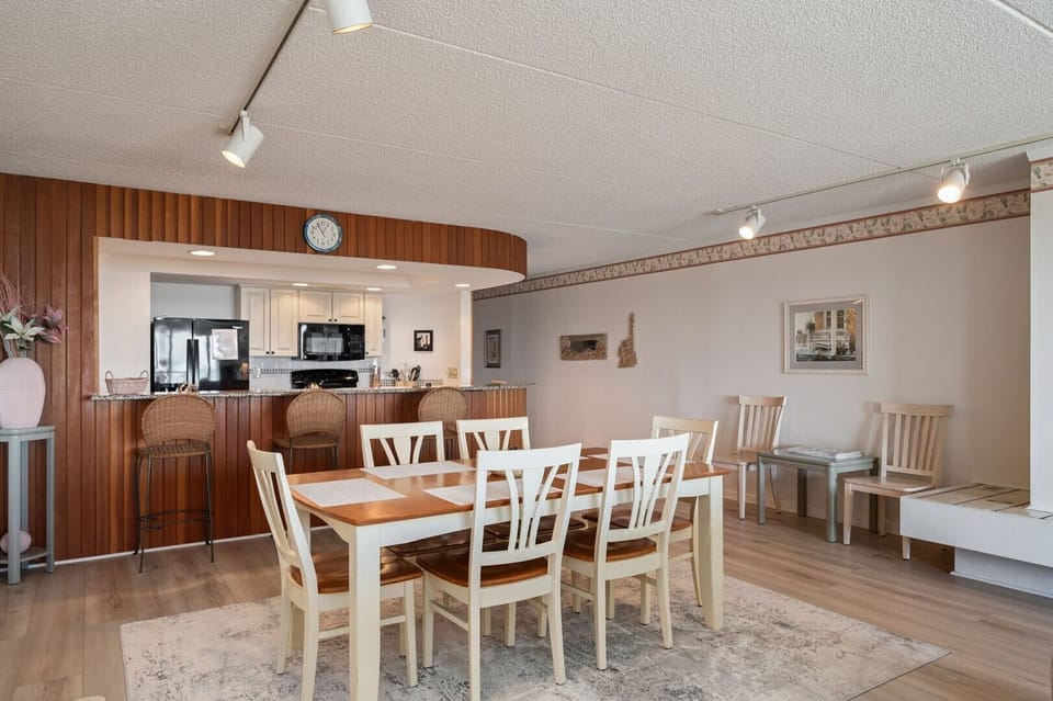 Dining and Kitchen