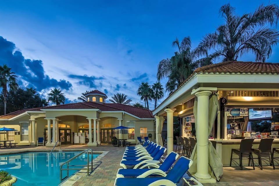 Community Pool and Bar
