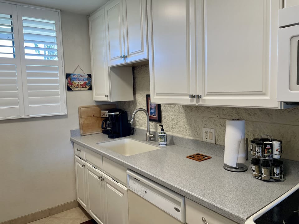 Kitchen, microwave, stove
