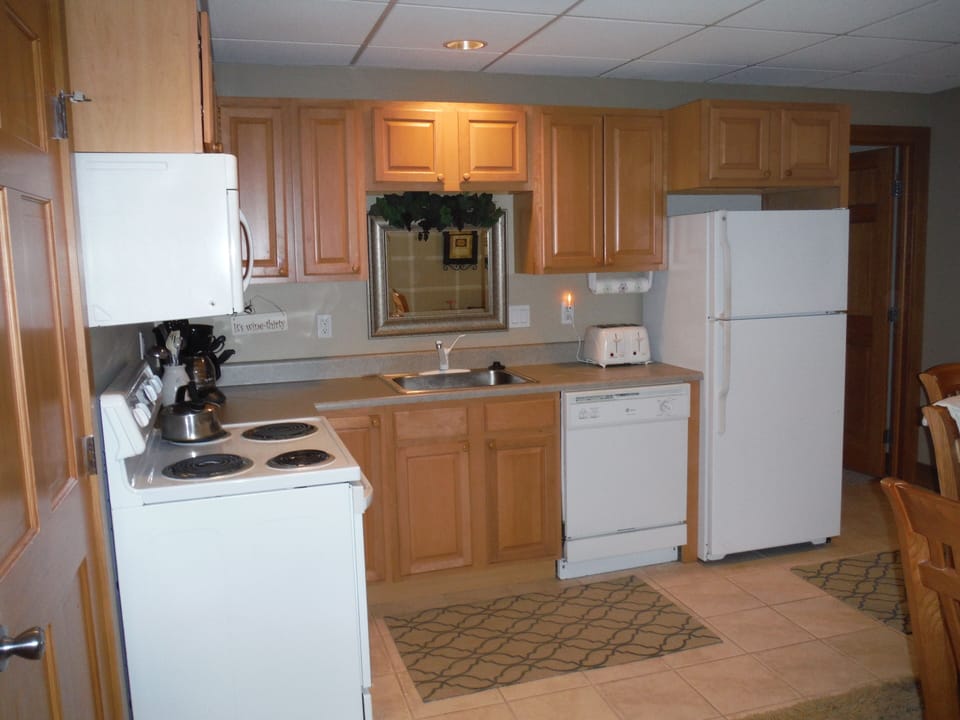 Walkout Kitchen