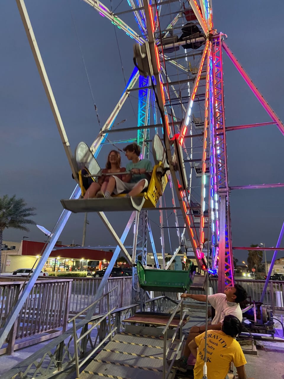 Visit the amusement park on the island. Ferris wheel, bungee cord, go-karts.