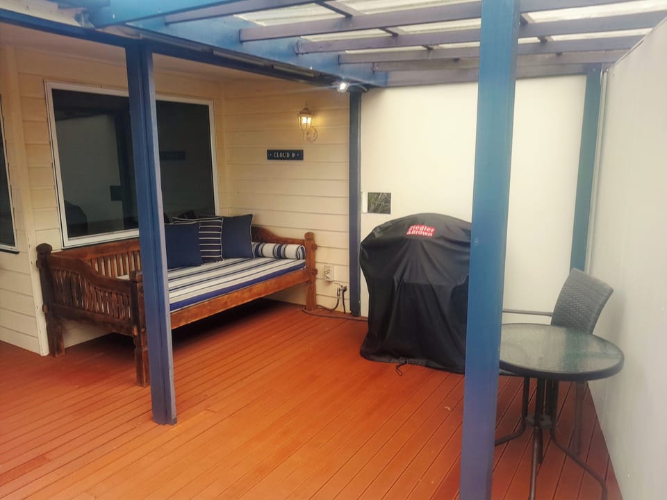 Undercover BBQ and the Day Bed Nook in Cloud Corner