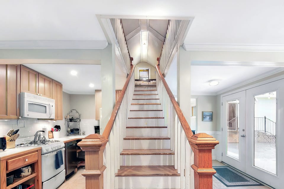 Stairs to upper floor (king bed and twin xl daybed)