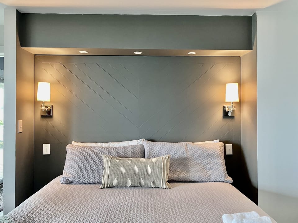 Lower Level King Bed
