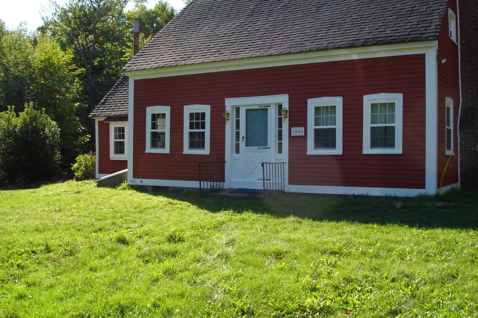 House facing Faxon Hill Road