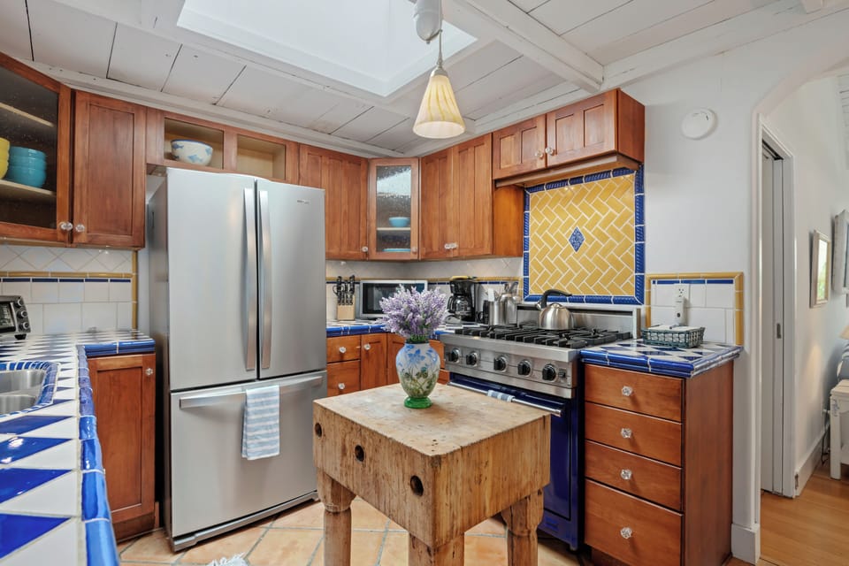Seaside Cottage - Kitchen