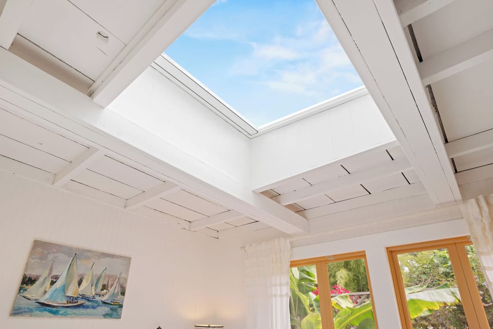 Seaside Cottage - Skylight