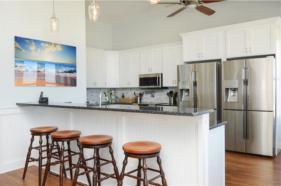 Kitchen with 2 refrigerators