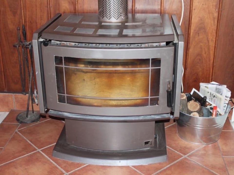 Level 2 wood heater to keep you warm on winter nights