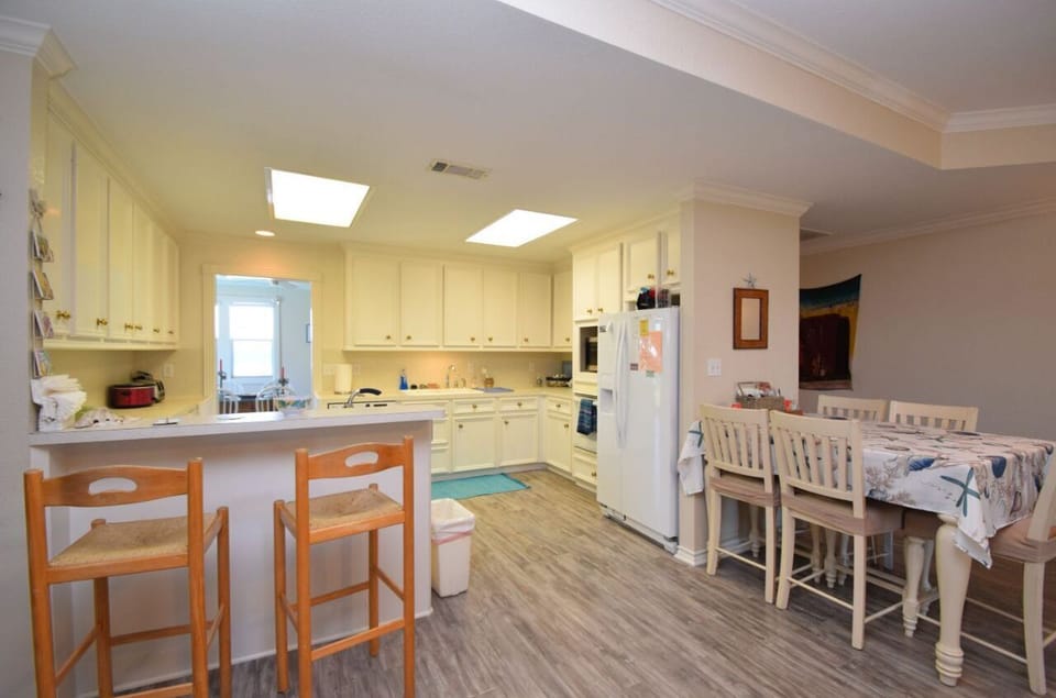 view of kitchen 